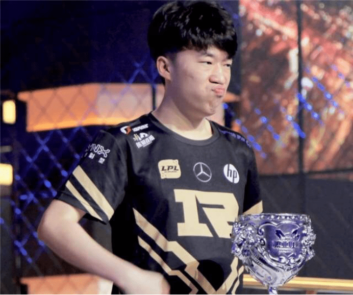 锻炼新人在 锻炼新人在